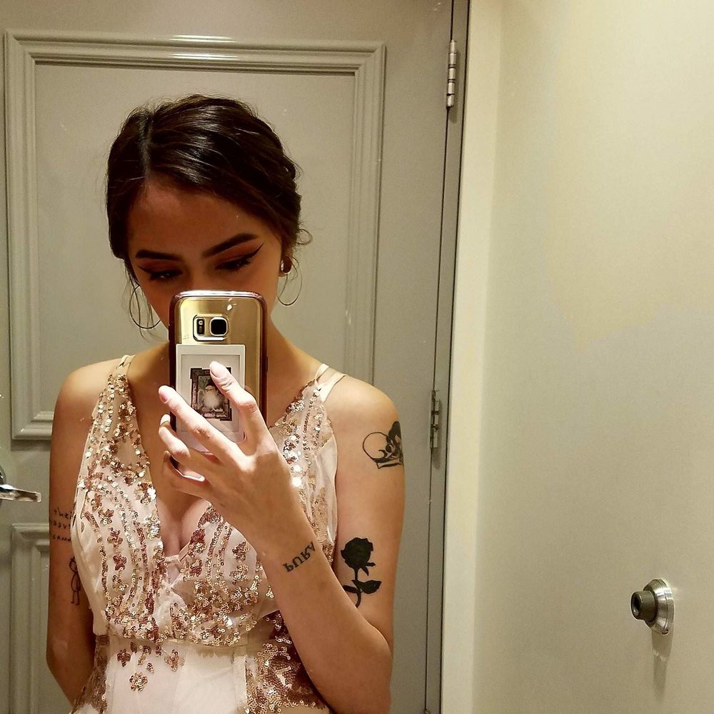 Meet your Posher, Yesenia